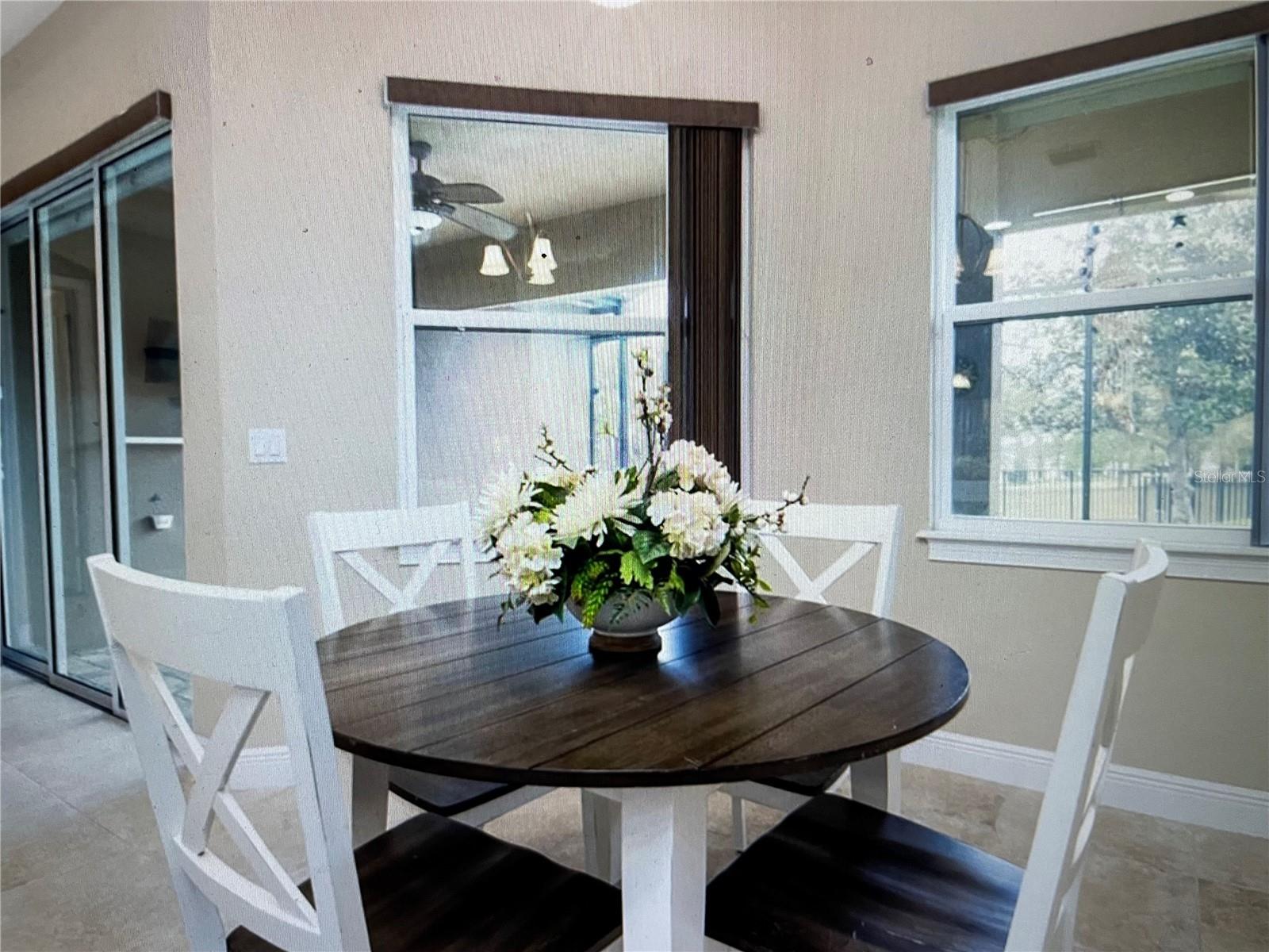 Image 10 of 28 For 903 Victoria Hills Drive S