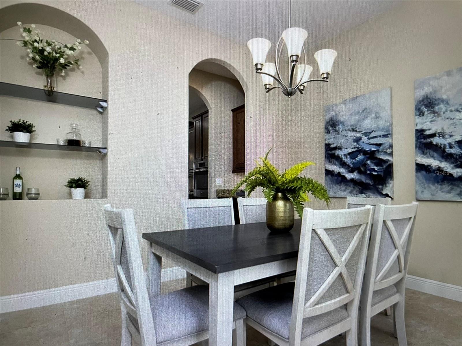 Image 12 of 28 For 903 Victoria Hills Drive S