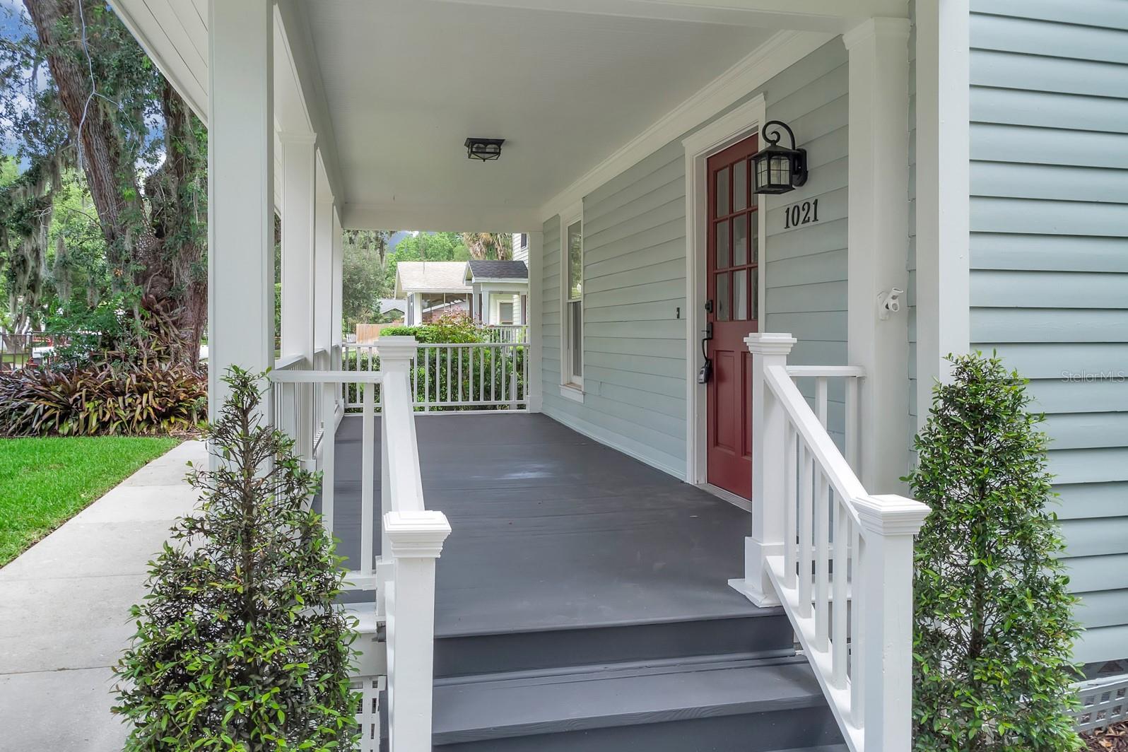 Image 4 of 48 For 1021 Elm Avenue