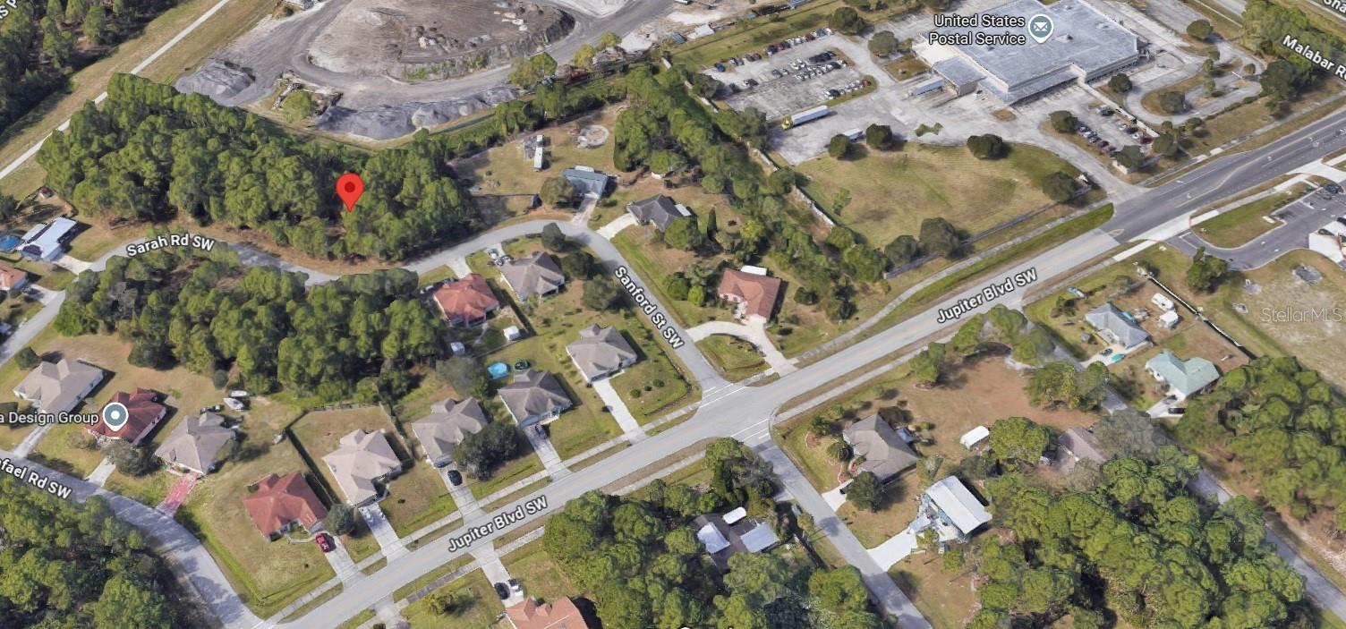 Image 5 of 6 For 210 Sarah Road Sw