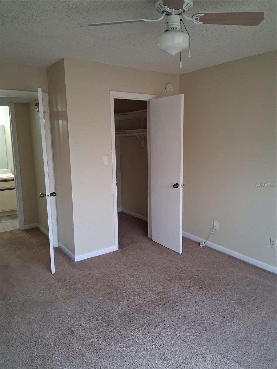 Image 10 of 12 For 5533 Chrishire Way 203