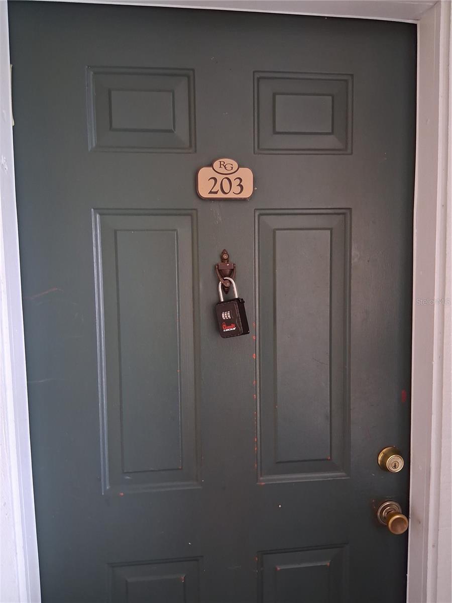 Image 2 of 12 For 5533 Chrishire Way 203