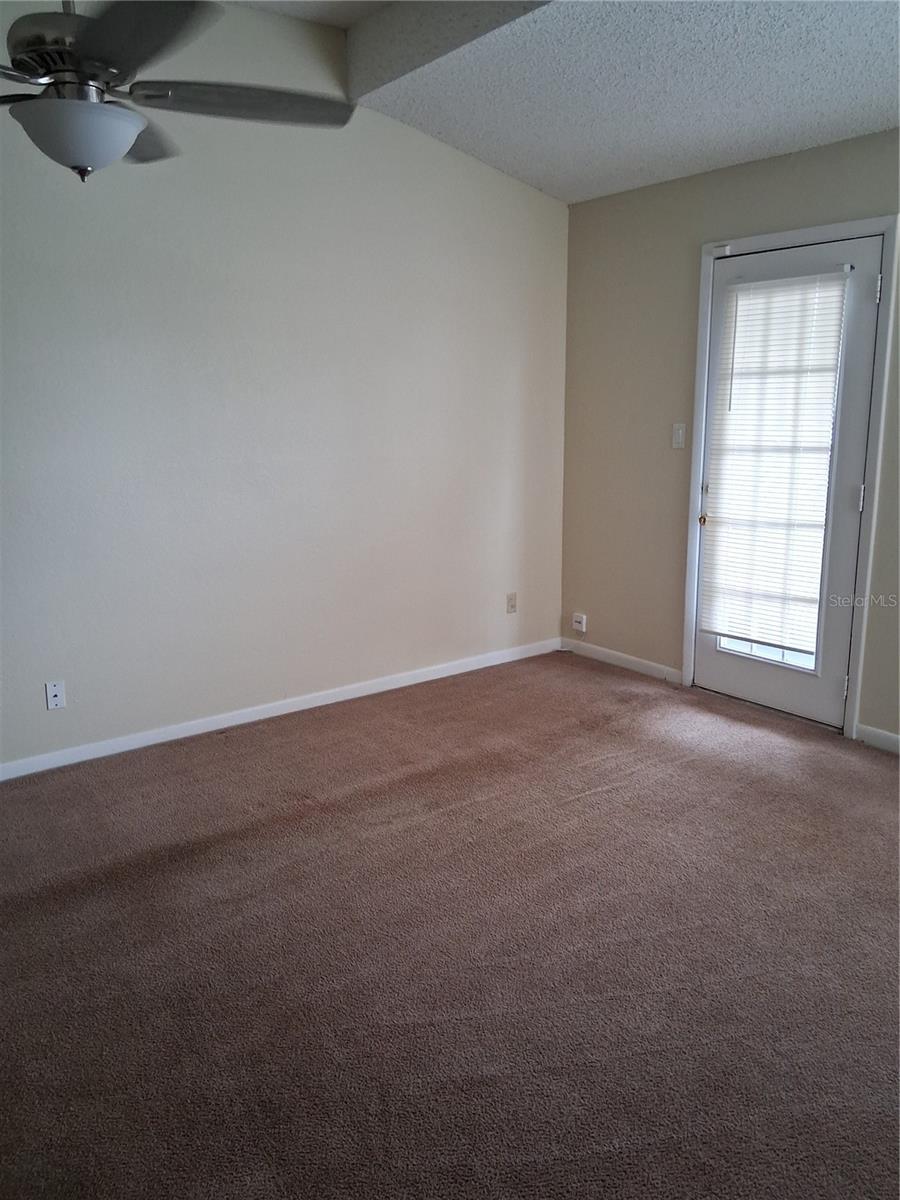 Image 4 of 12 For 5533 Chrishire Way 203
