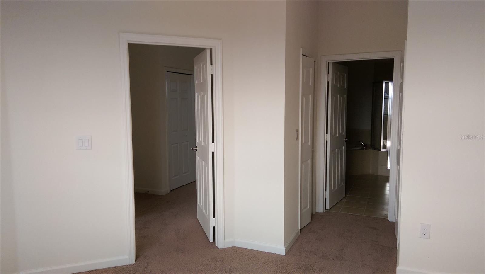 Image 16 of 51 For 1875 Portofino Meadows Boulevard