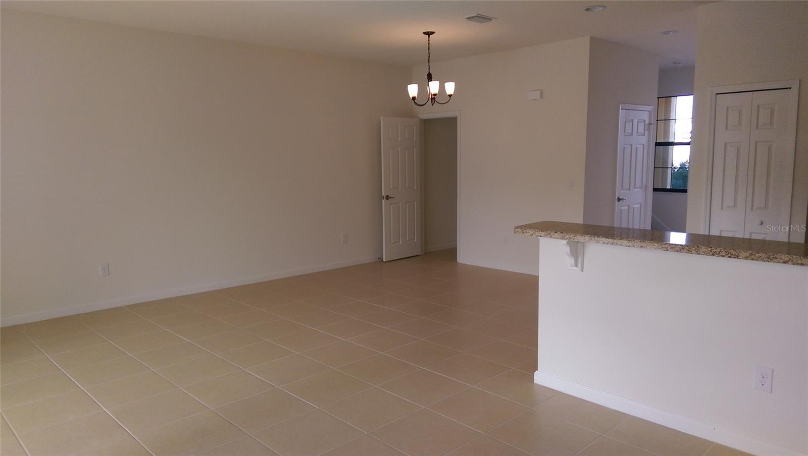 Image 7 of 51 For 1875 Portofino Meadows Boulevard