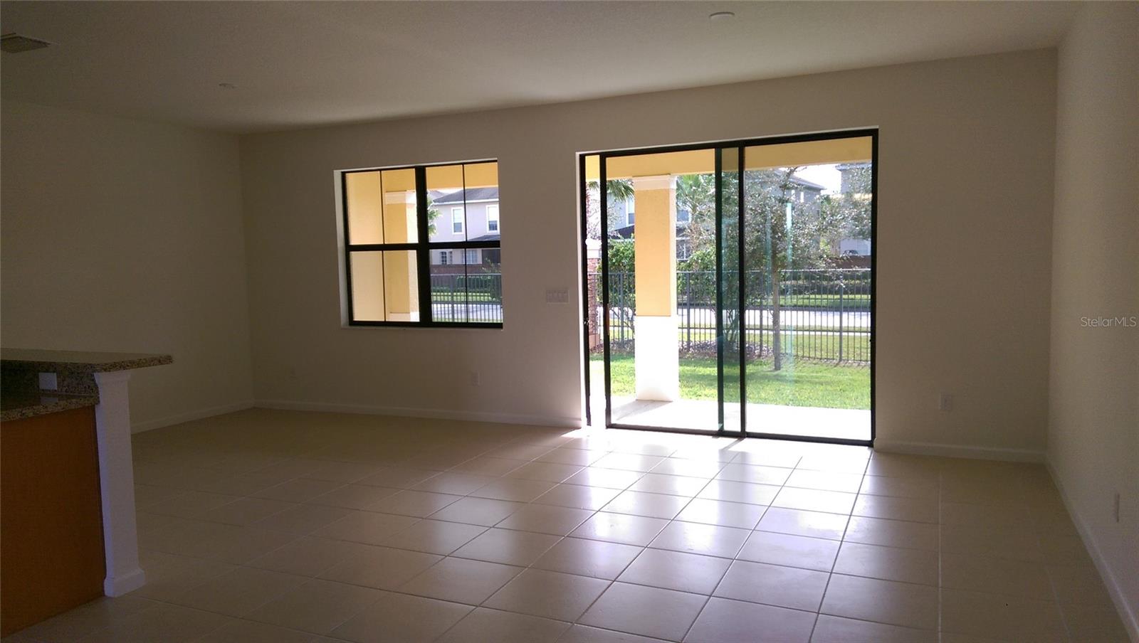 Image 8 of 51 For 1875 Portofino Meadows Boulevard