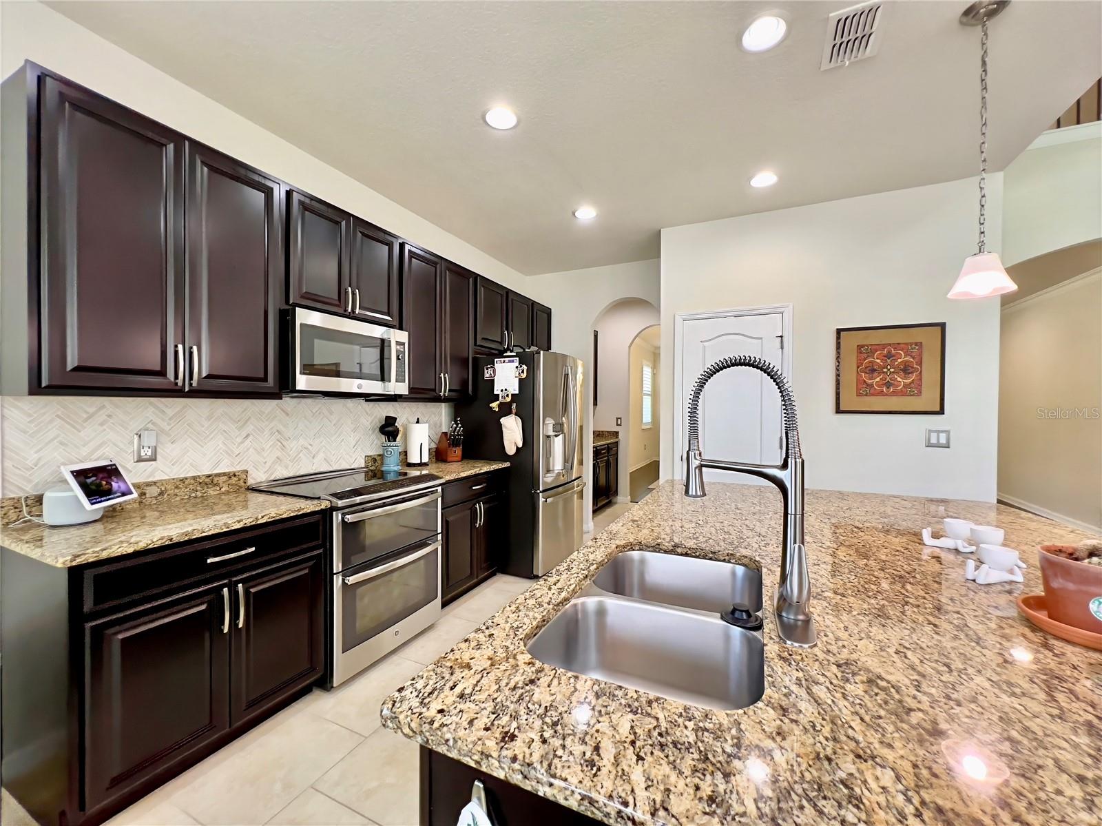 Image 16 of 50 For 14654 Yellow Butterfly Road