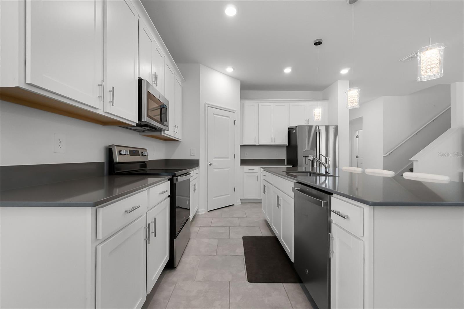 Image 13 of 39 For 6458 Pine Warbler Way