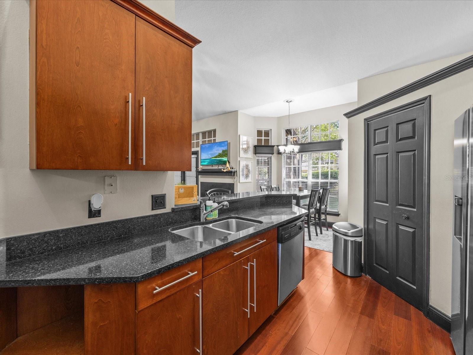 Image 14 of 40 For 1547 Farrindon Circle 1547