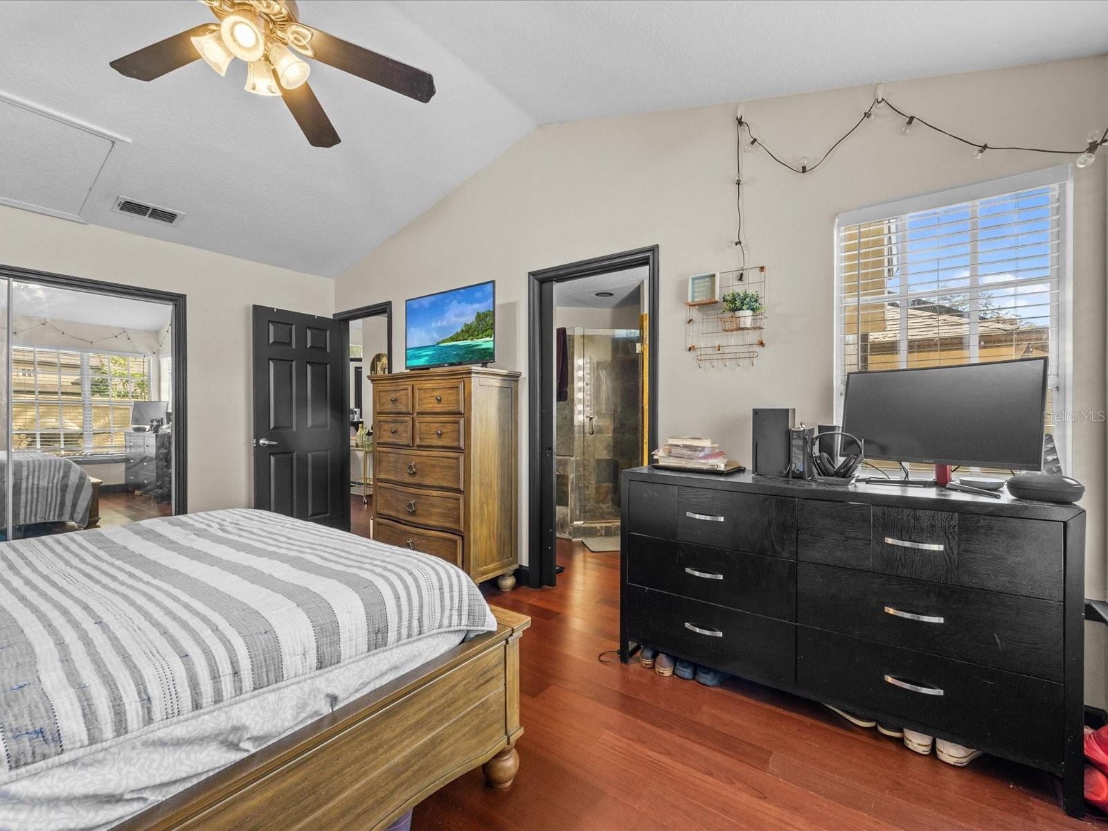 Image 20 of 40 For 1547 Farrindon Circle 1547