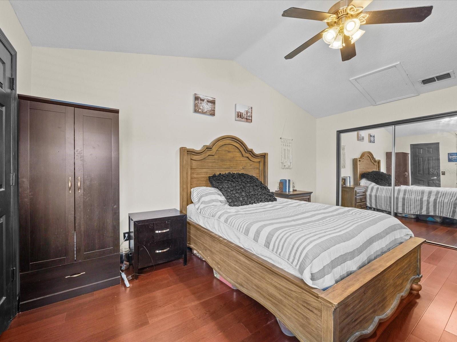 Image 21 of 40 For 1547 Farrindon Circle 1547