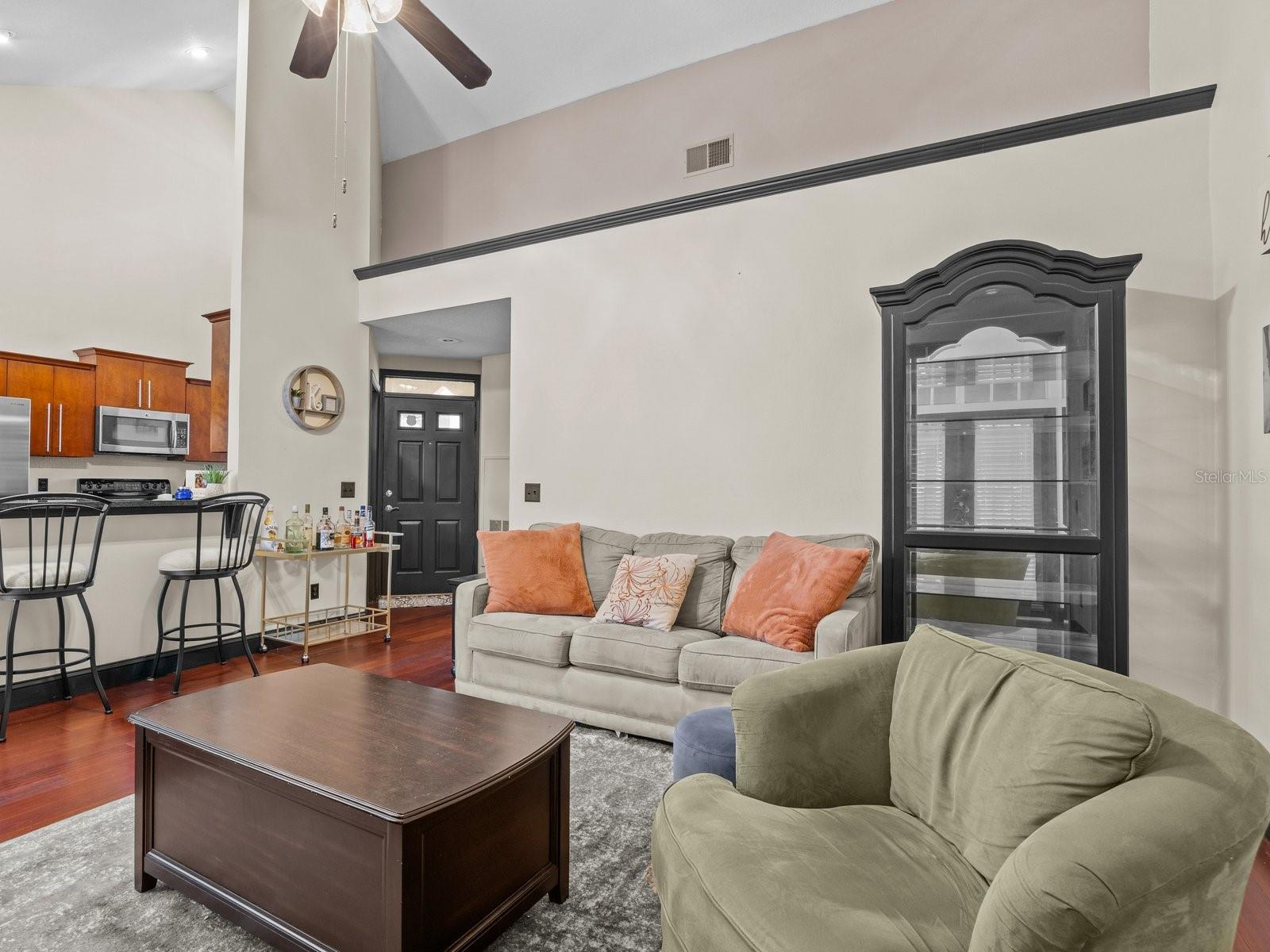 Image 9 of 40 For 1547 Farrindon Circle 1547