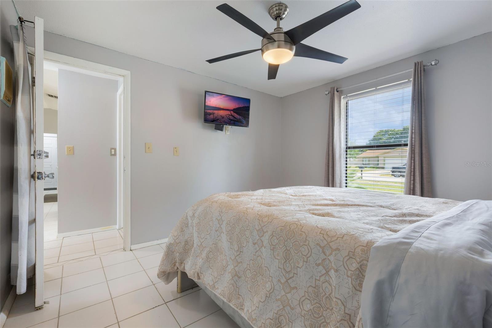 Image 17 of 23 For 7750 Murcott Circle