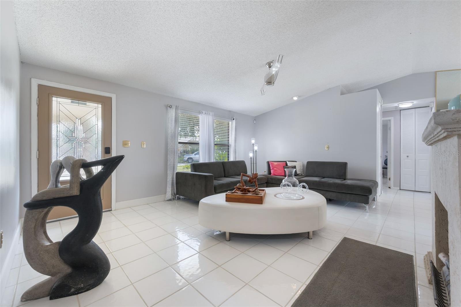Image 3 of 23 For 7750 Murcott Circle