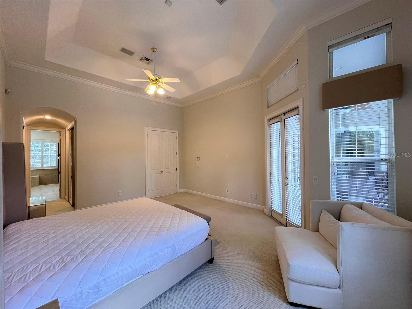 Image 18 of 68 For 8918 Elliotts Court