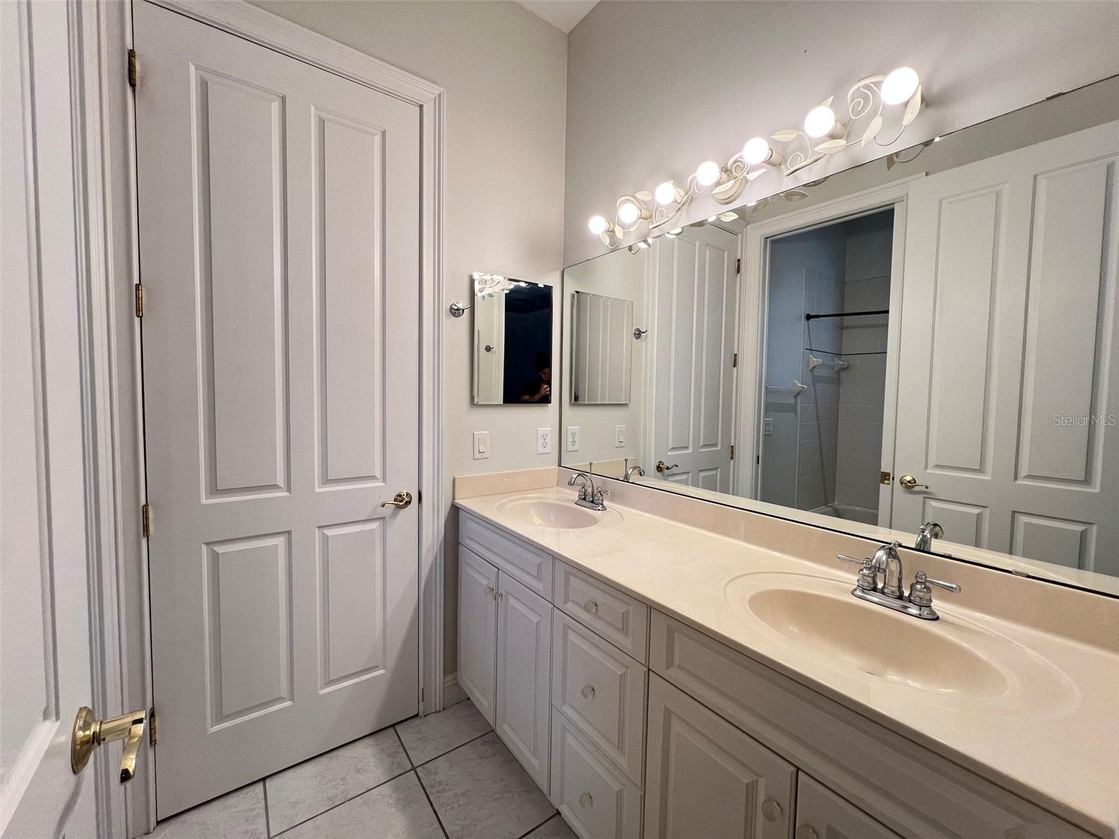 Image 45 of 68 For 8918 Elliotts Court