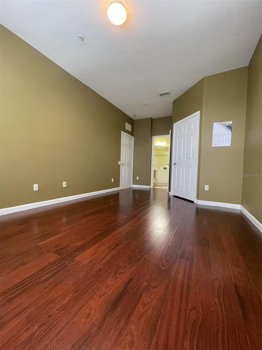 Image 6 of 24 For 6434 Cava Alta Drive 401