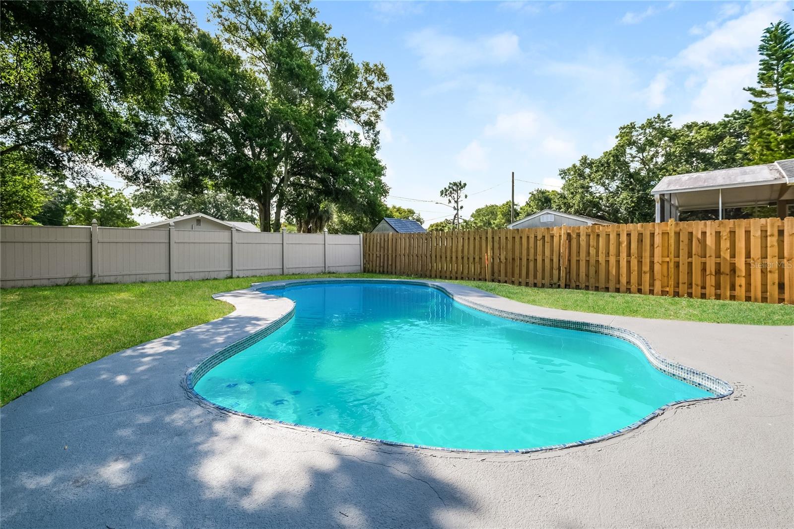 Image 15 of 16 For 7113 63rd Street N