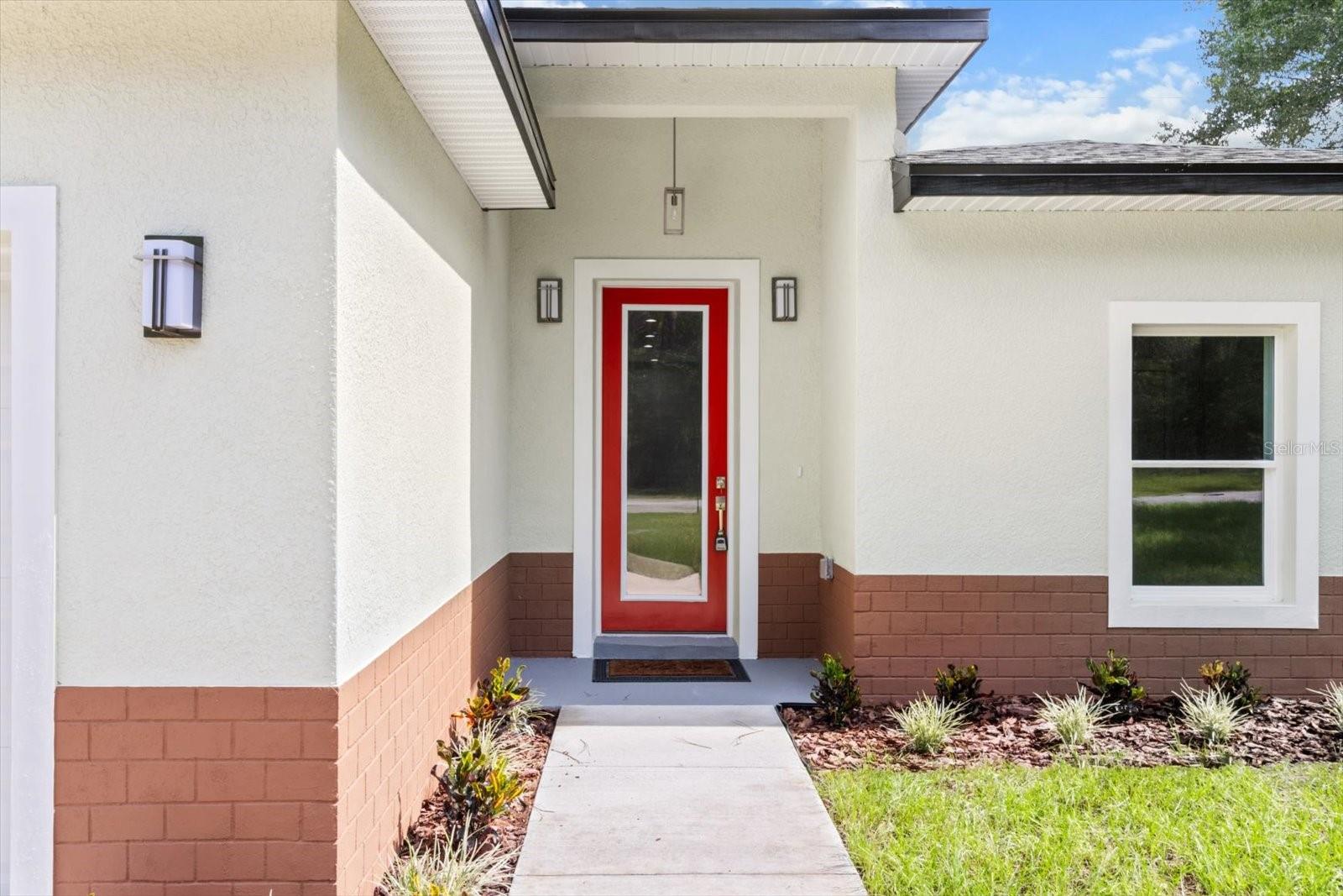 Listing photo id 13 for 2611 Royal Palm Drive