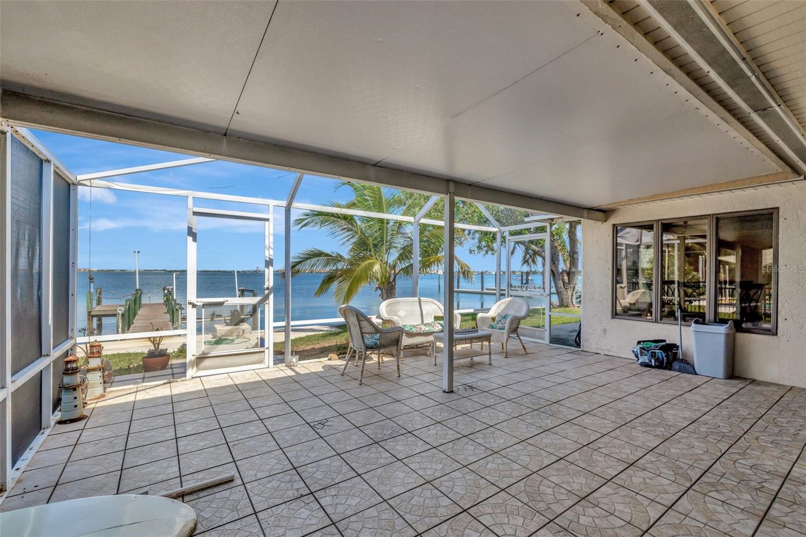 Image 34 of 46 For 1701 Bayshore Drive