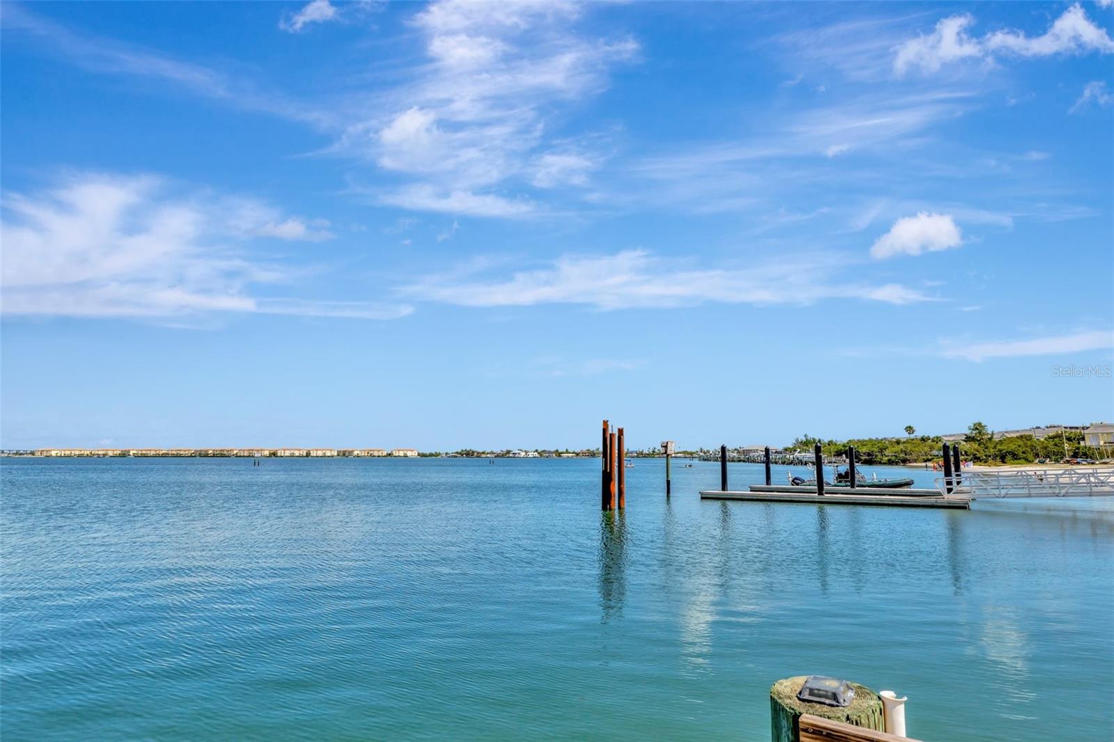 Image 45 of 46 For 1701 Bayshore Drive