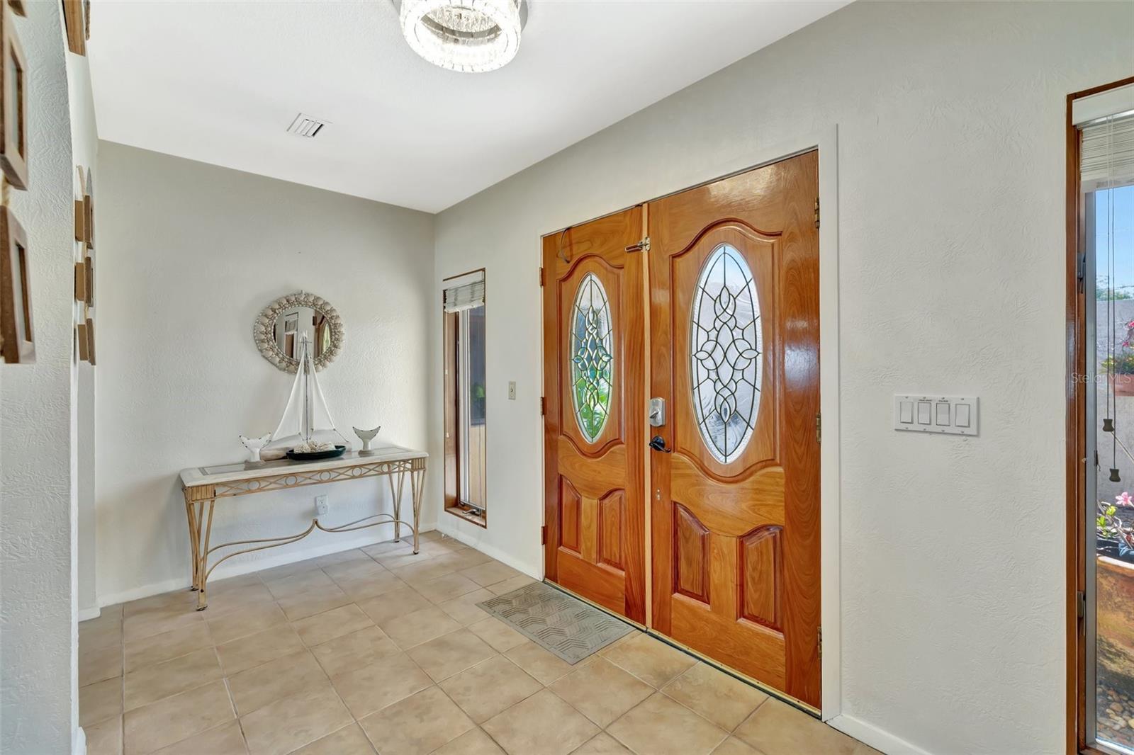 Image 7 of 46 For 1701 Bayshore Drive