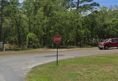 Listing photo id 0 for 69 Corkwood Boulevard