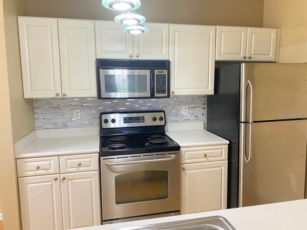 Image 11 of 24 For 14341 Fredricksburg Drive 1007