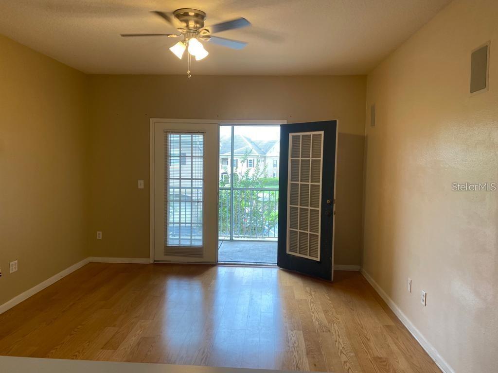 Image 6 of 24 For 14341 Fredricksburg Drive 1007