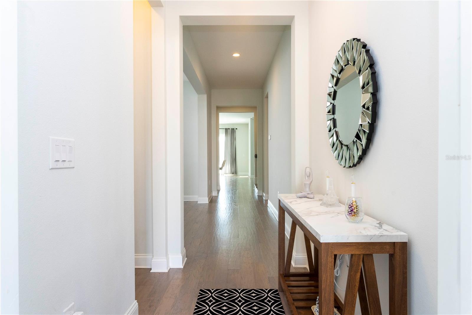 Image 11 of 67 For 10427 Royal Cypress Way