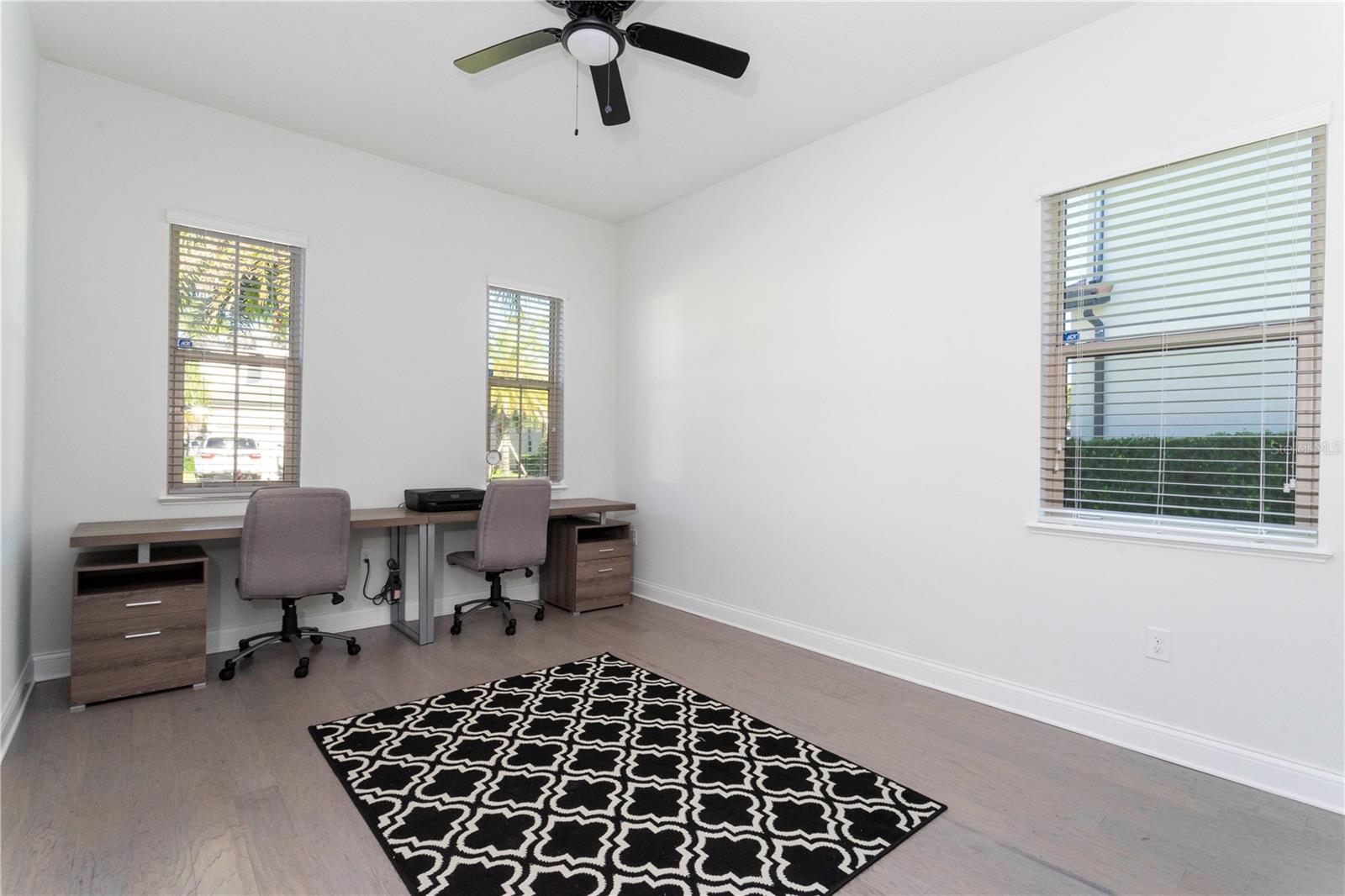 Image 12 of 67 For 10427 Royal Cypress Way