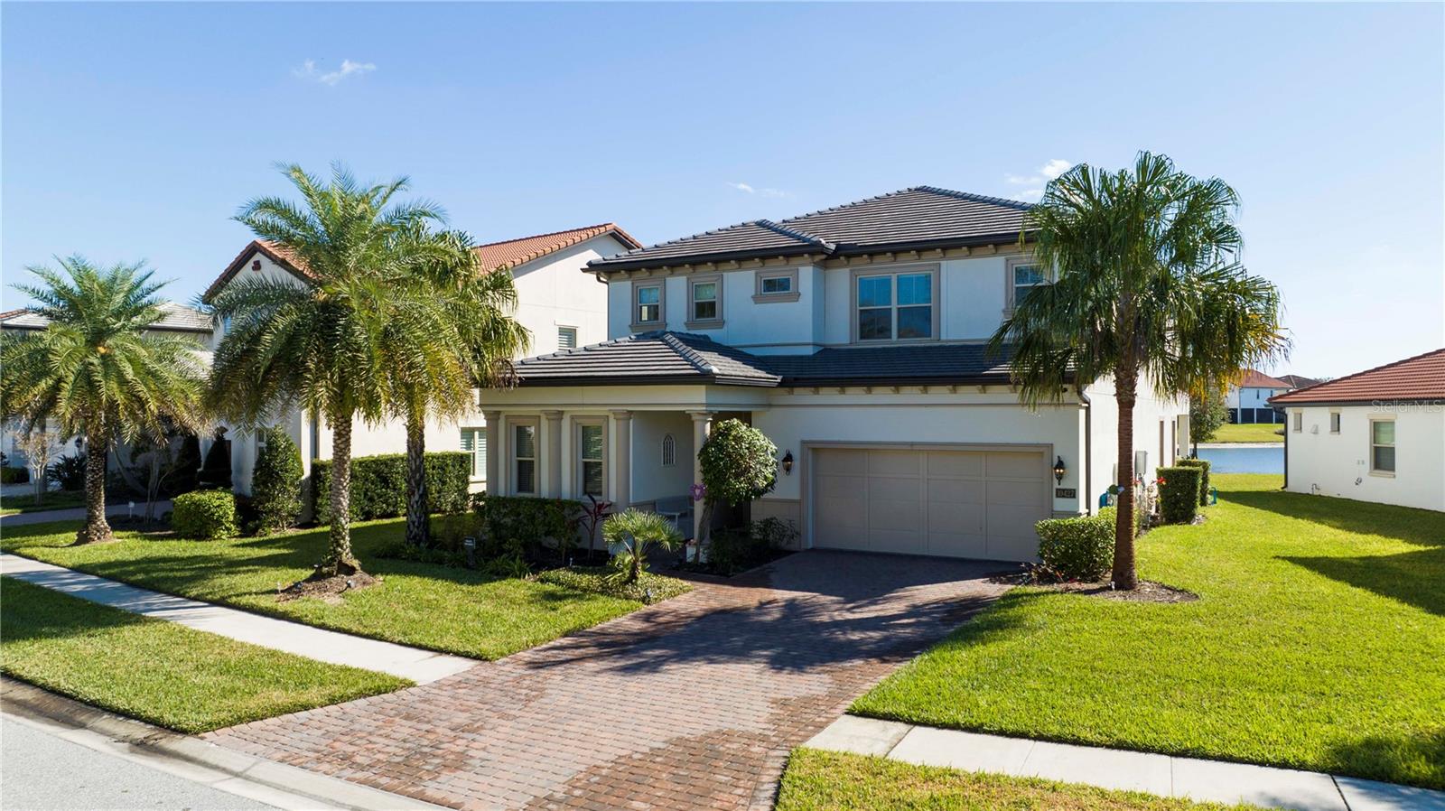 Image 2 of 67 For 10427 Royal Cypress Way