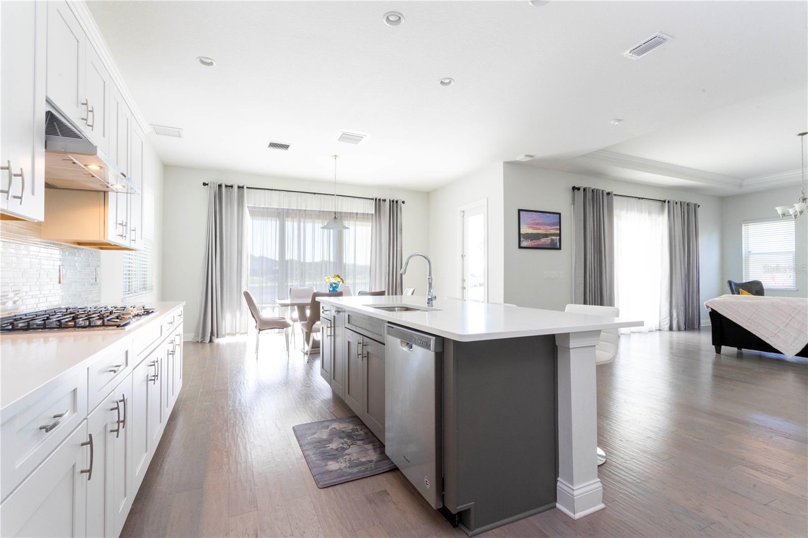 Image 20 of 67 For 10427 Royal Cypress Way