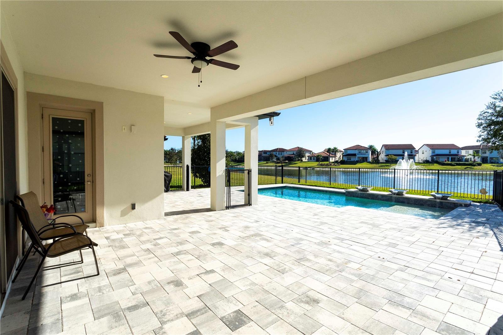 Image 32 of 67 For 10427 Royal Cypress Way
