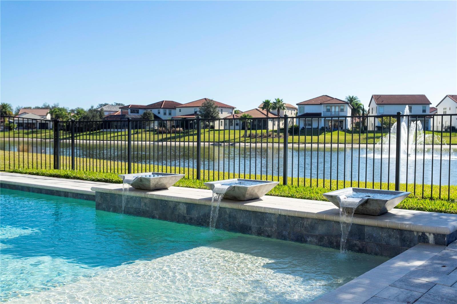 Image 33 of 67 For 10427 Royal Cypress Way