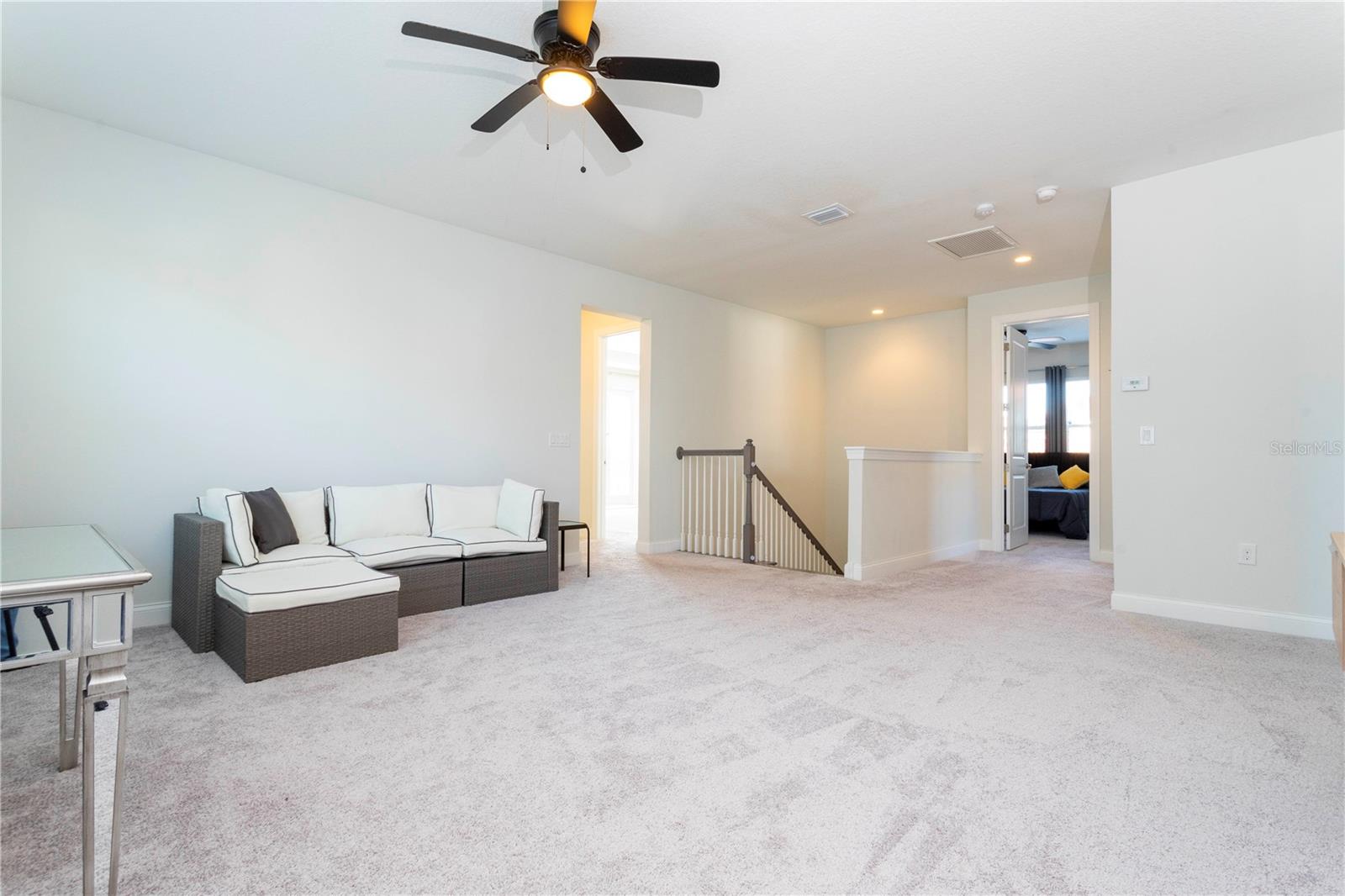 Image 42 of 67 For 10427 Royal Cypress Way