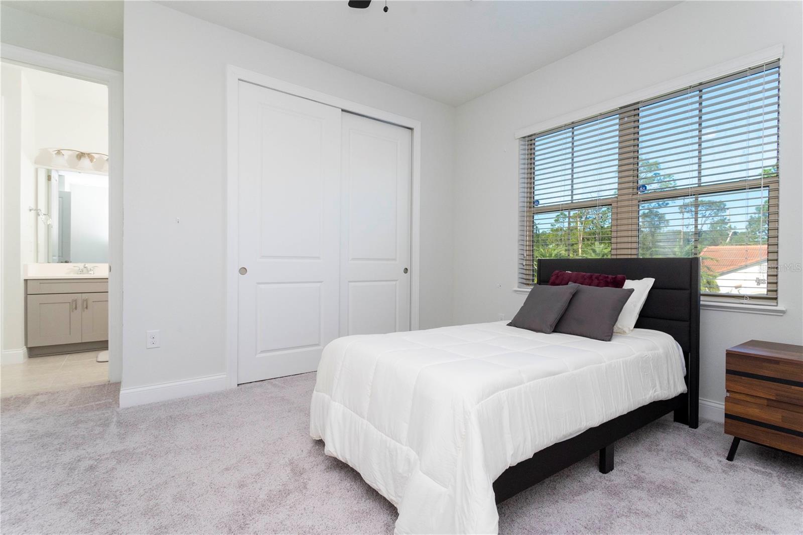 Image 61 of 67 For 10427 Royal Cypress Way