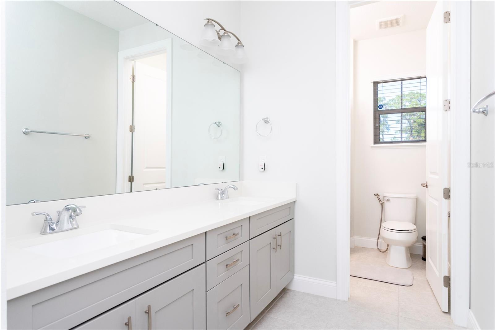 Image 62 of 67 For 10427 Royal Cypress Way