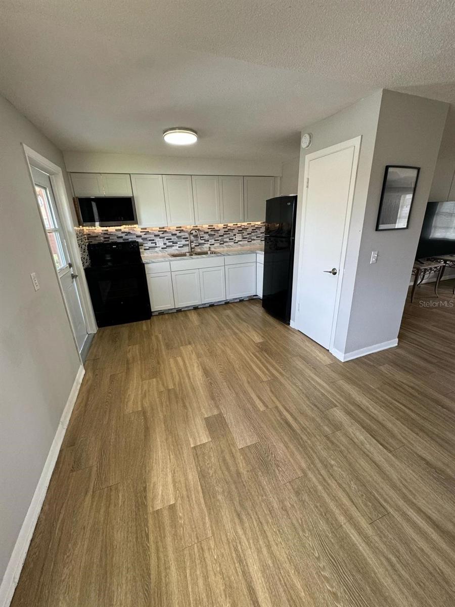Image 2 of 8 For 1649 Oak Ridge Road 1649c