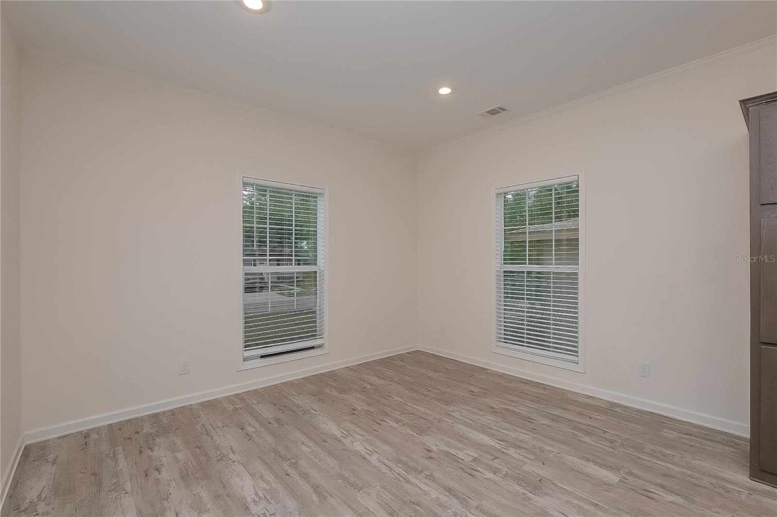 Image 4 of 16 For 1223 22nd Avenue S