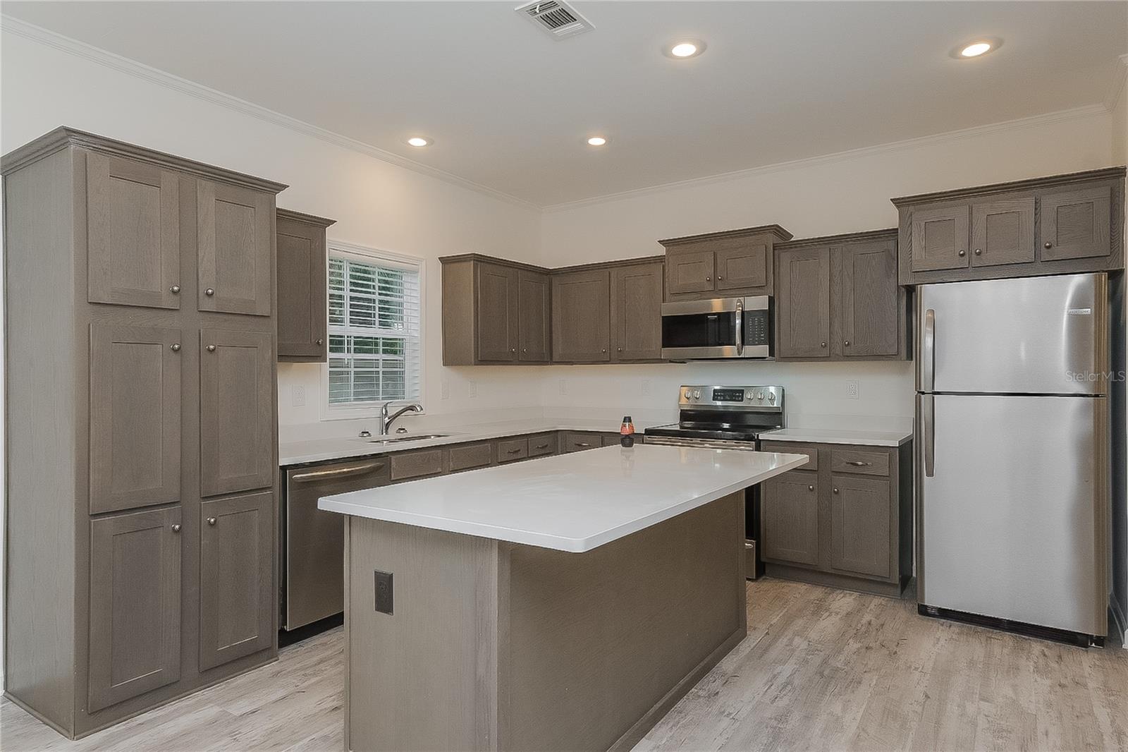 Image 6 of 16 For 1223 22nd Avenue S