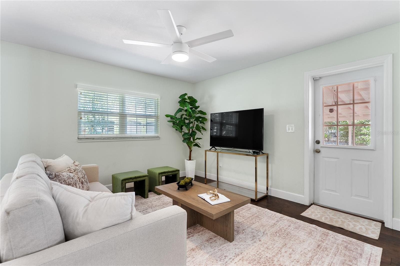 Image 13 of 23 For 600 Sheridan Boulevard