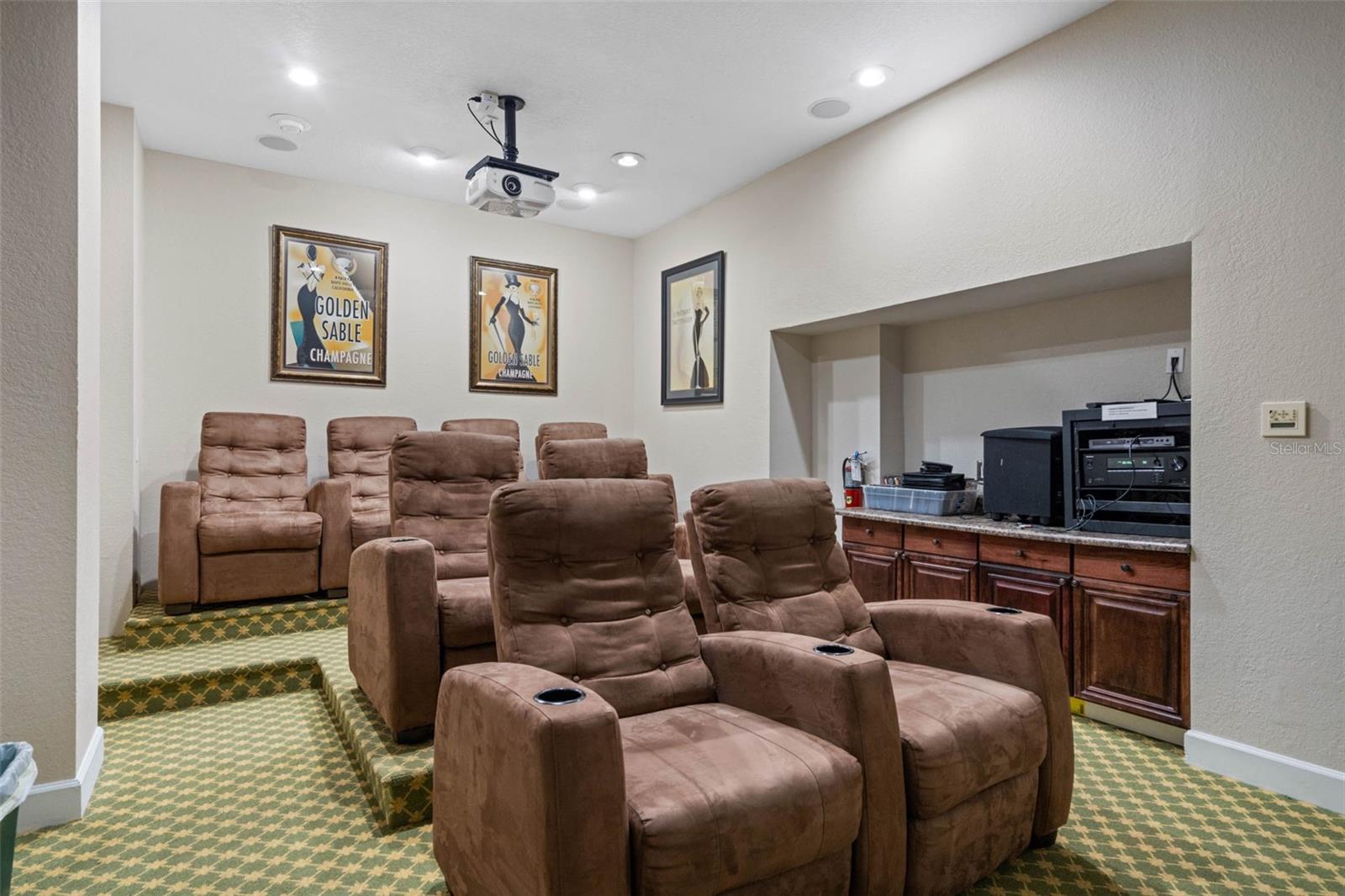 Image 47 of 49 For 11594 Westwood Boulevard 1616