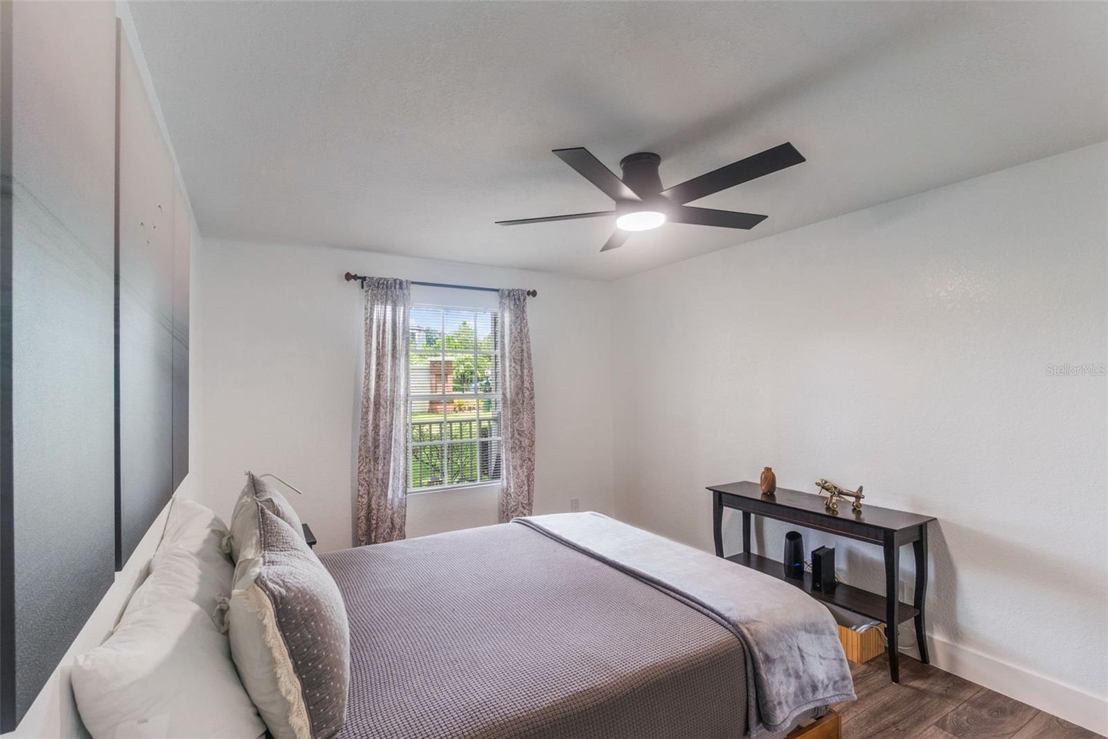 Image 9 of 49 For 11594 Westwood Boulevard 1616
