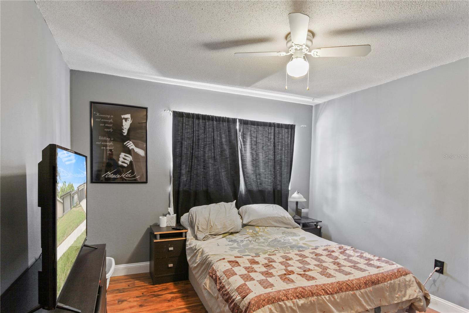 Image 36 of 43 For 607 Green Briar Boulevard