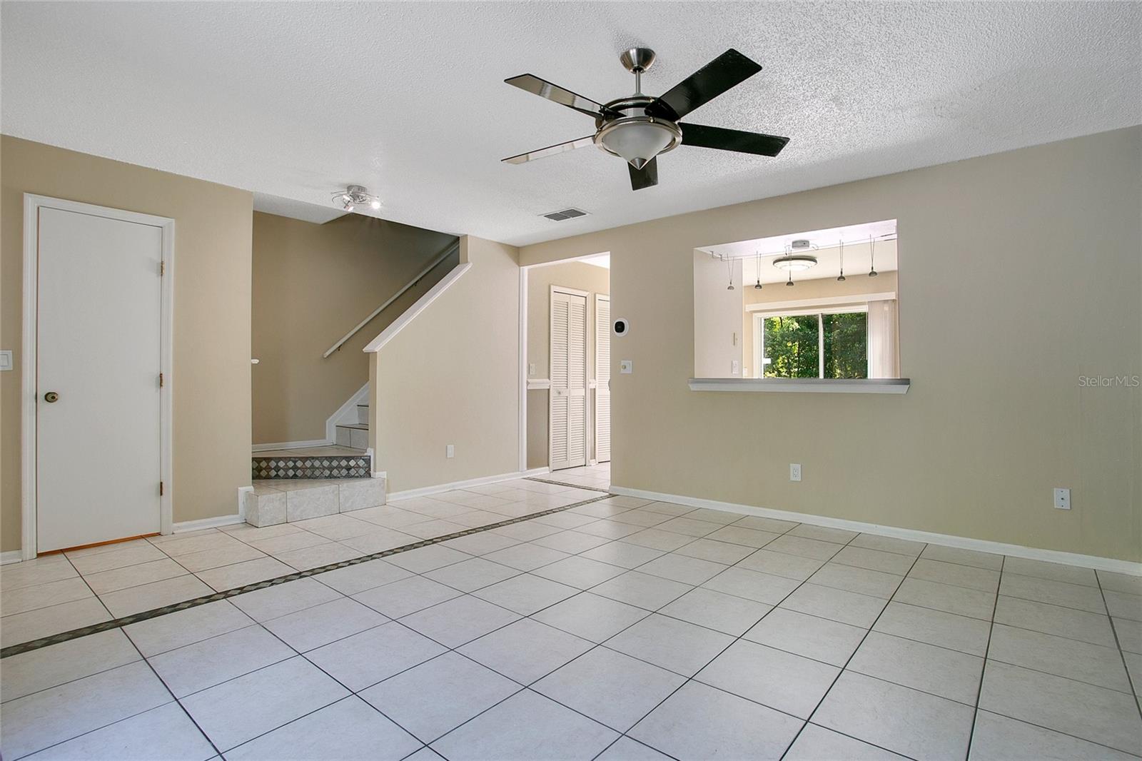 Image 6 of 29 For 4443 Brook Hollow Circle 19a