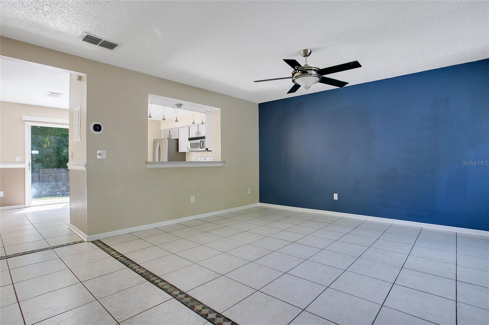 Image 7 of 29 For 4443 Brook Hollow Circle 19a