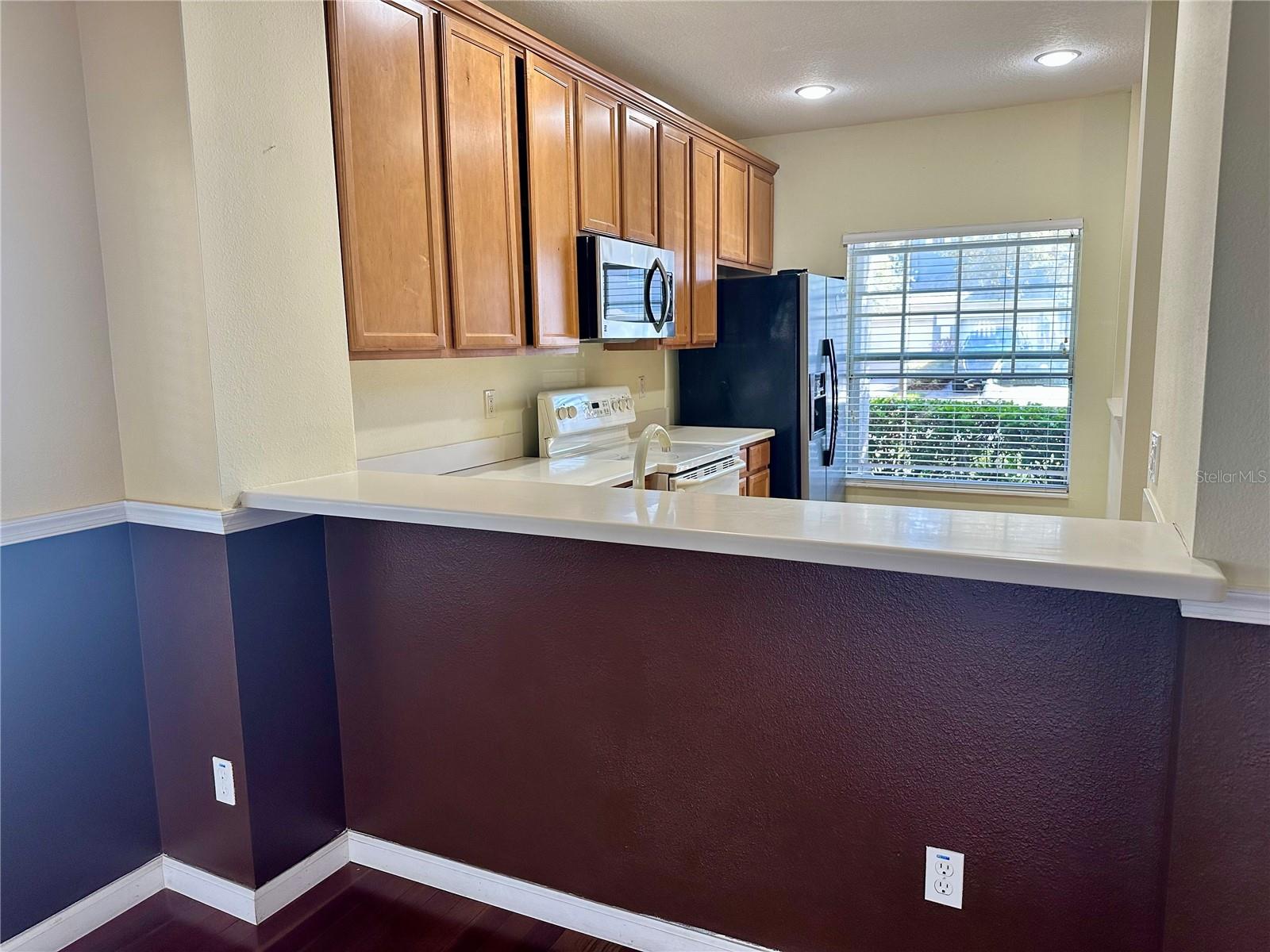 Image 4 of 21 For 3321 Wilshire Way Road 6