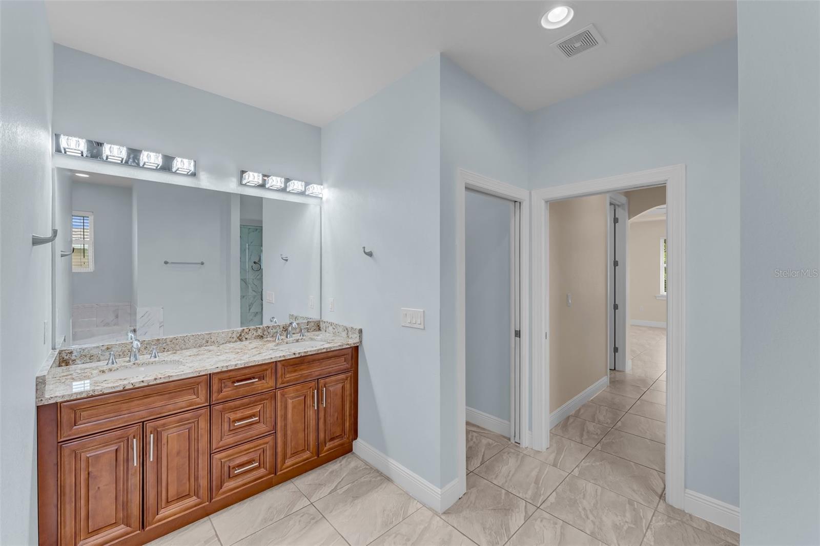 Image 17 of 25 For 2416 8th Avenue