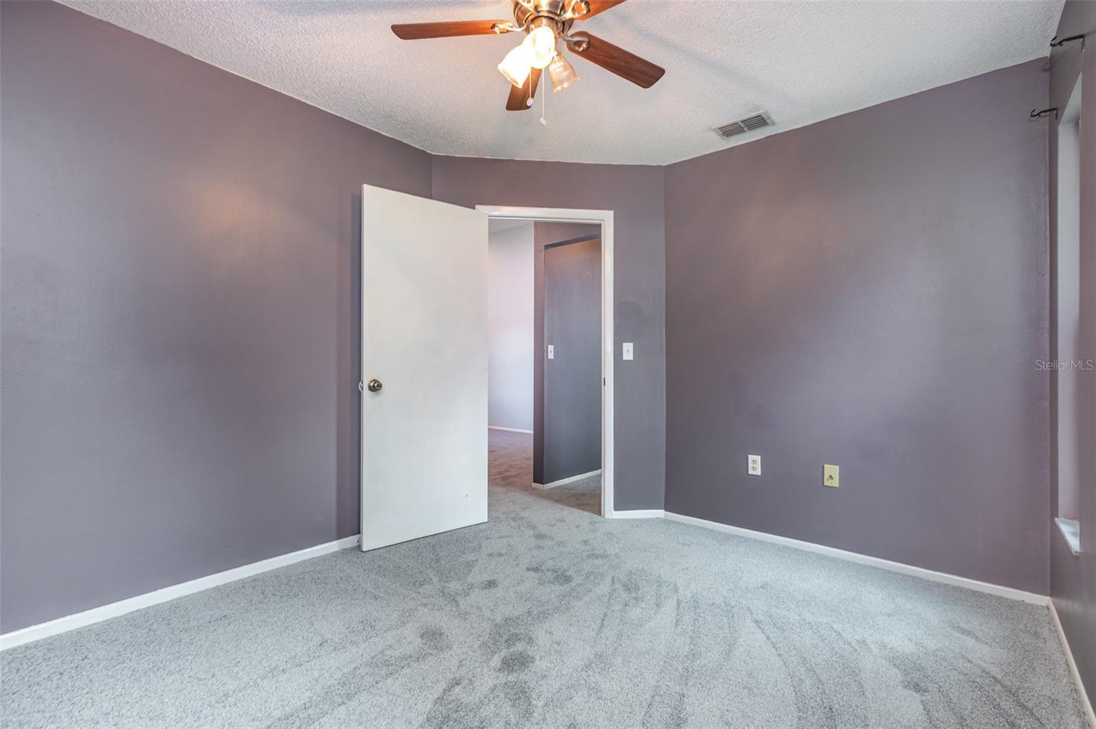 Image 16 of 25 For 4358 Murdock Avenue